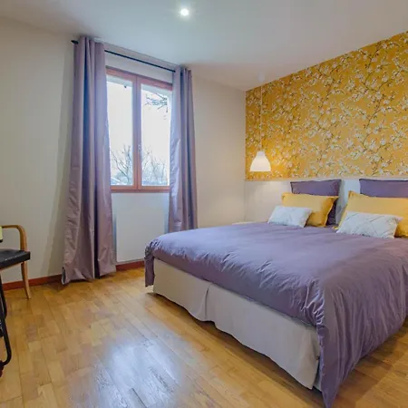 La Petite Maison Dans * Lusigny-sur-Barse