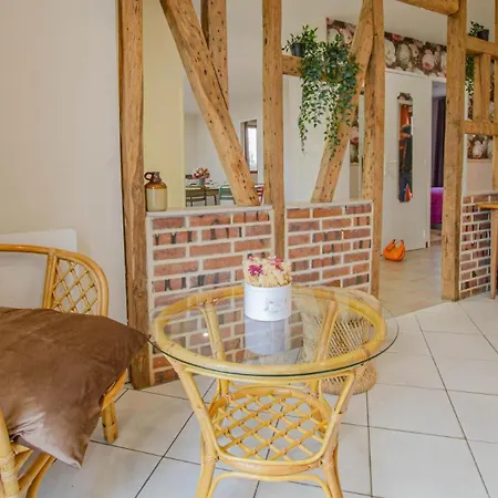 La Petite Maison Dans Nyaraló